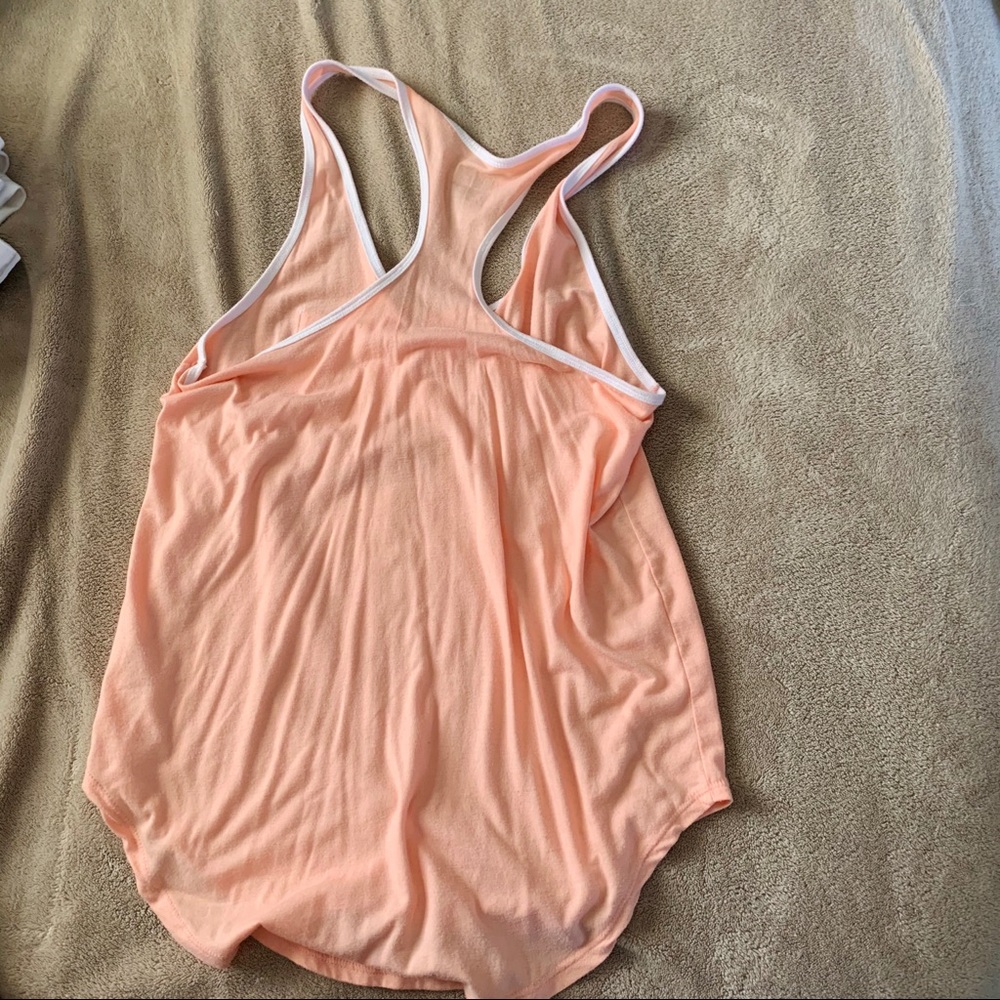 Peach Razorback tank - Picture 3 of 3